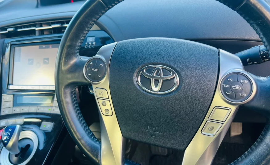 Toyota Prius PHV