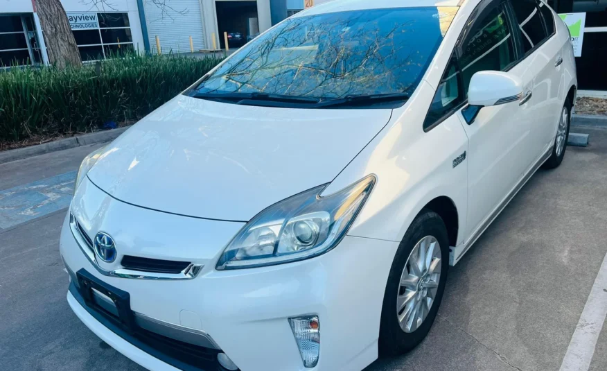 Toyota Prius PHV