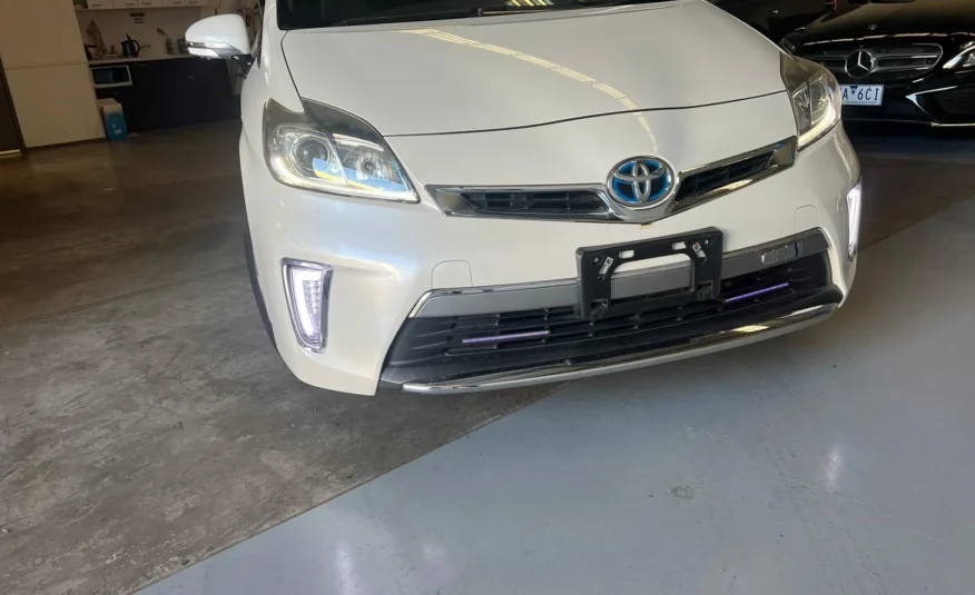 Toyota Prius PHV