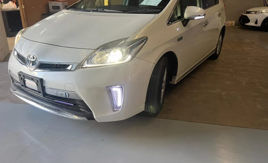 Toyota Prius PHV