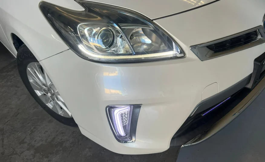Toyota Prius PHV