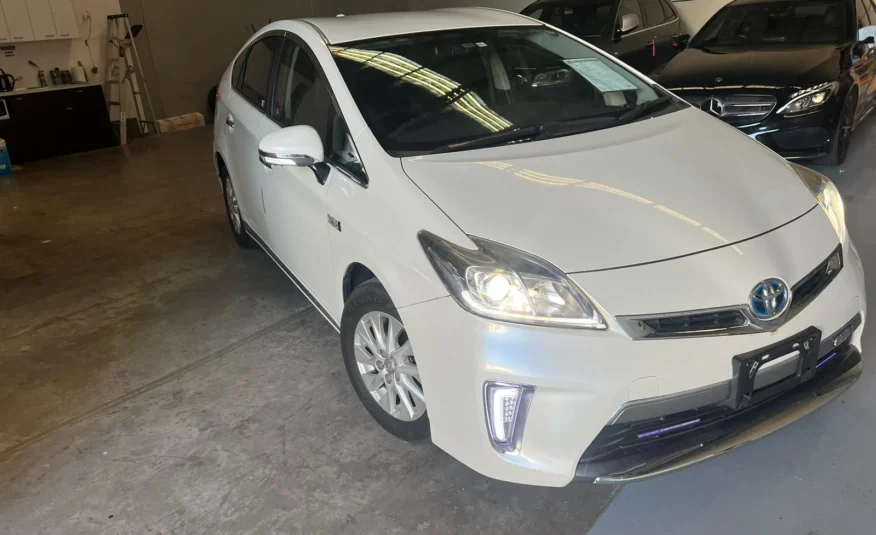 Toyota Prius PHV