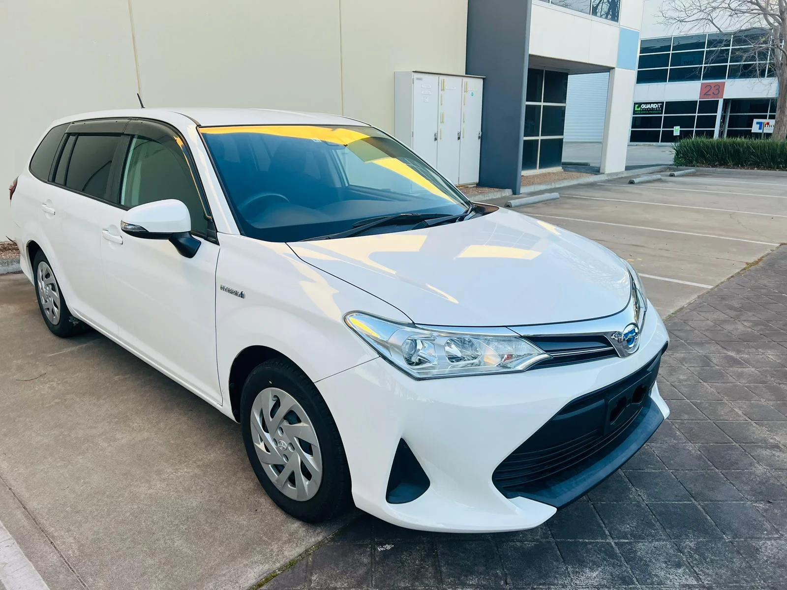 Toyota Corolla Fielder Hybrid