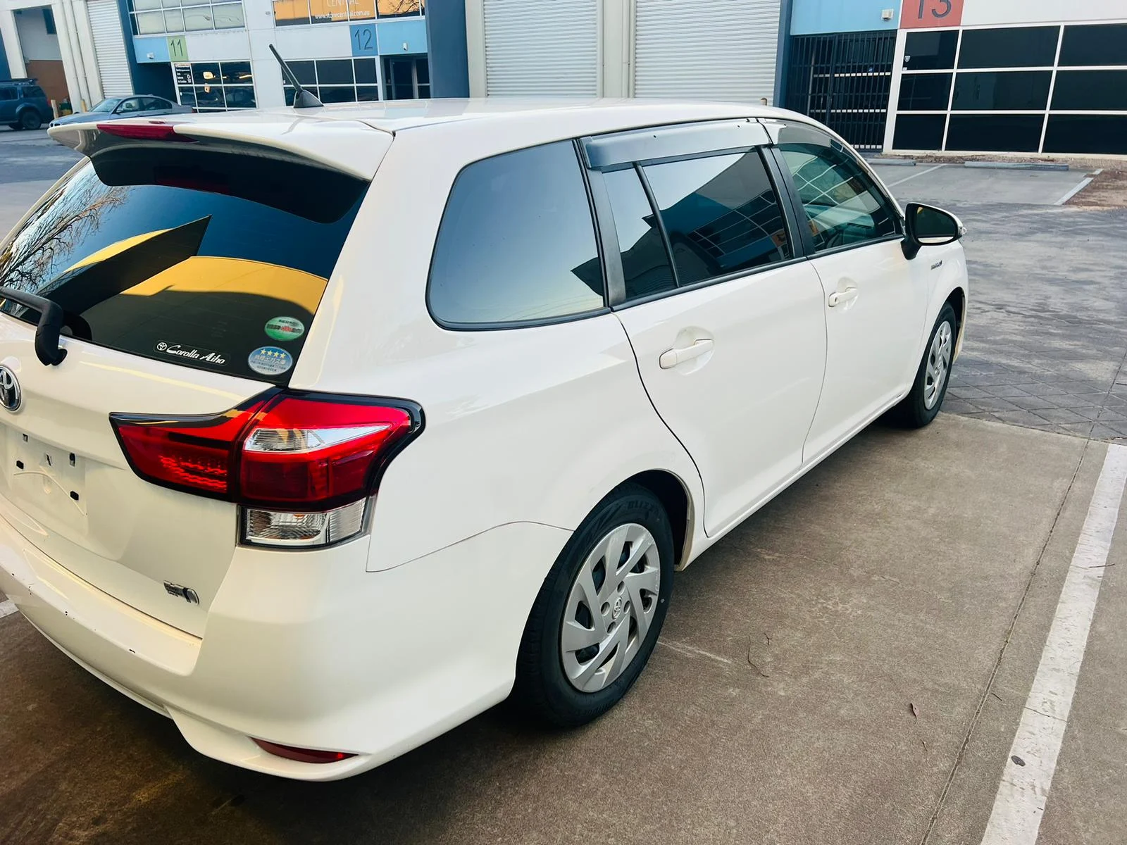 Toyota Corolla Fielder Hybrid