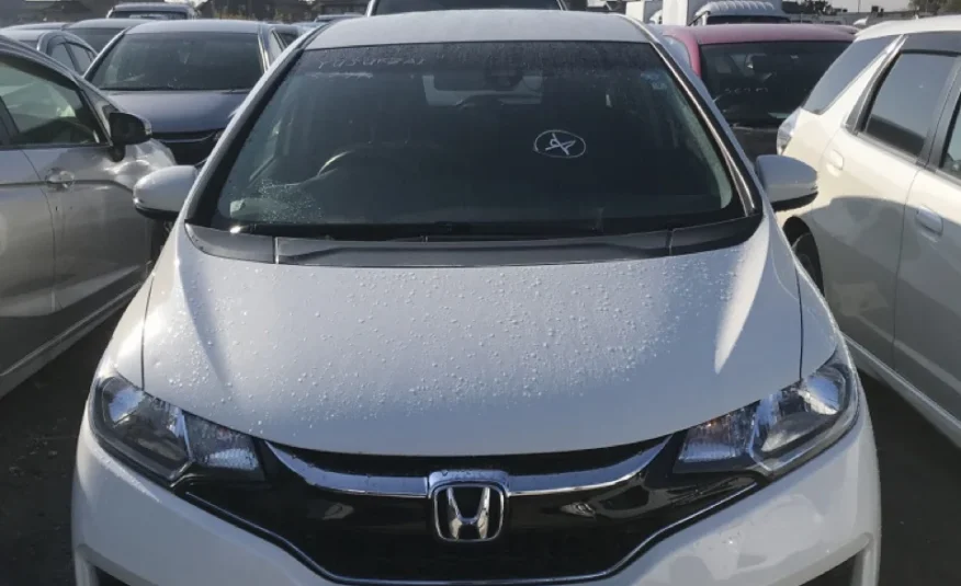 Honda FIT Shuttle Hybrid