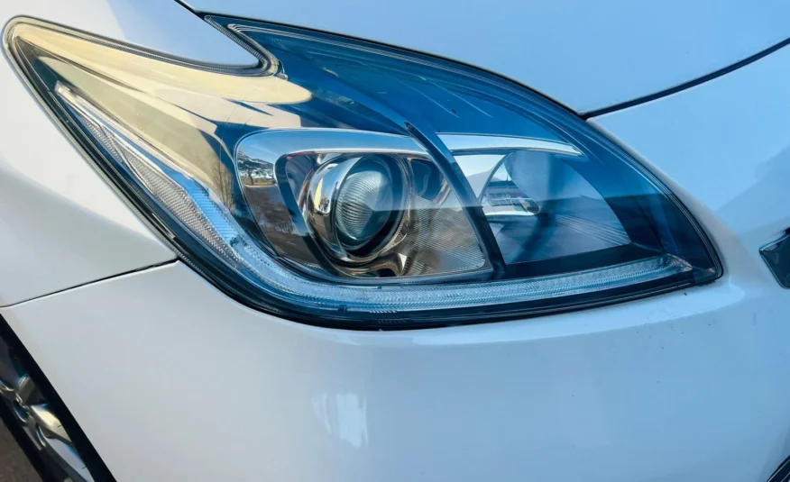 Toyota Prius PHV