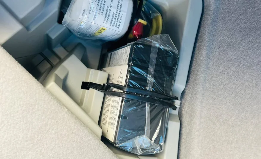 Toyota Prius PHV