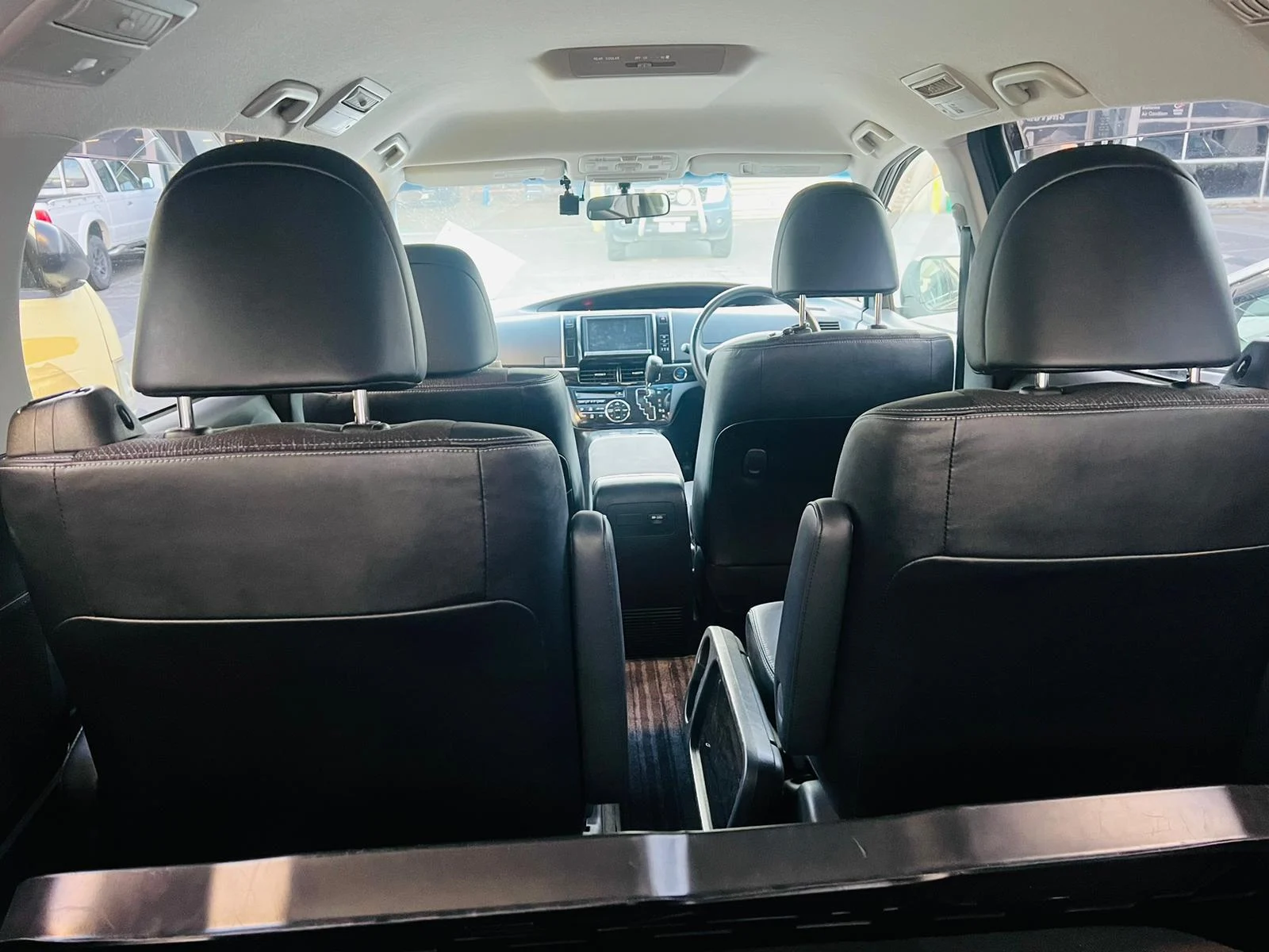 Toyota Estima Hybrid