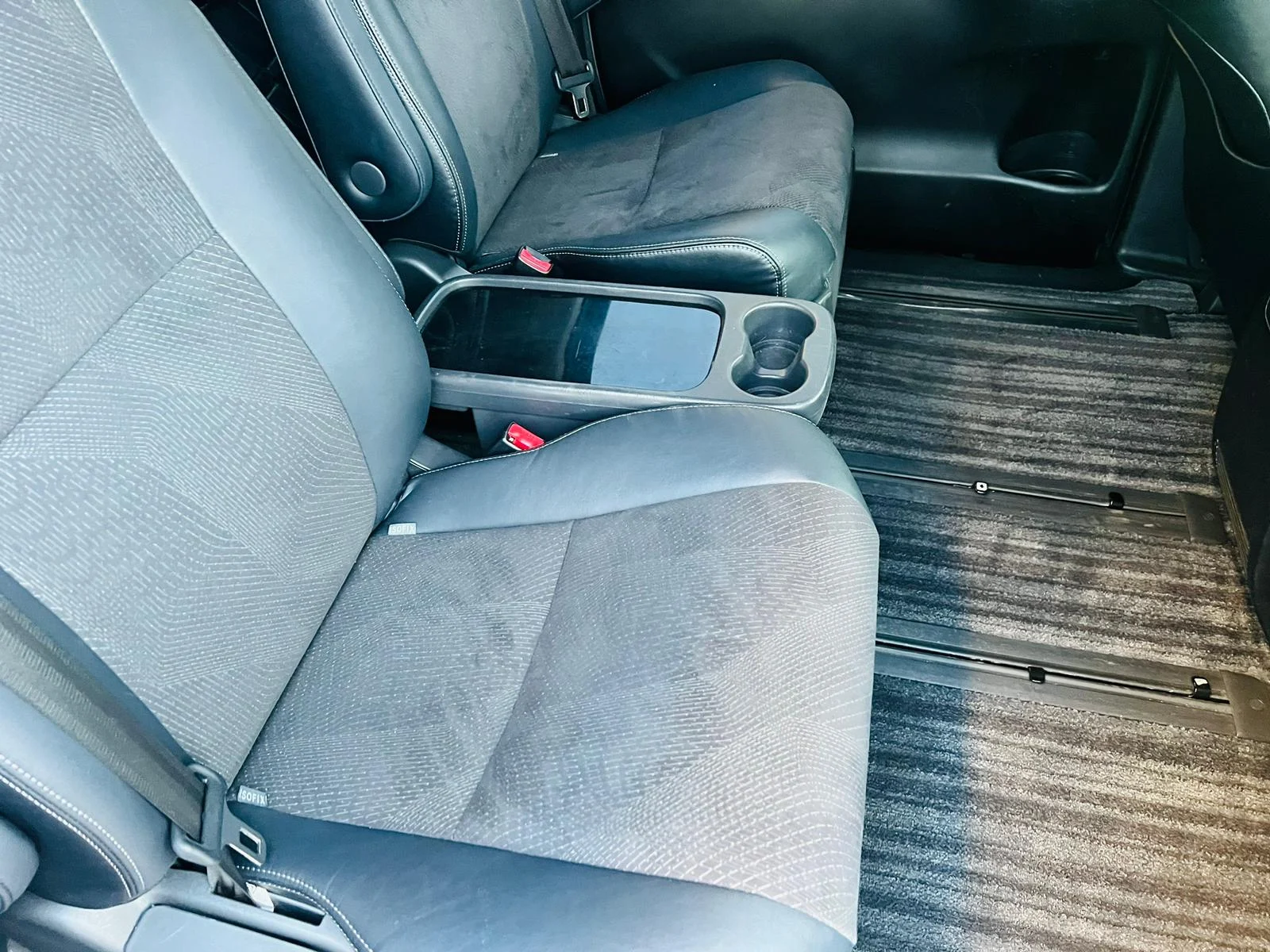 Toyota Estima Hybrid