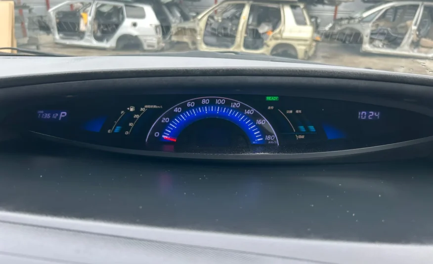Toyota Estima Hybrid