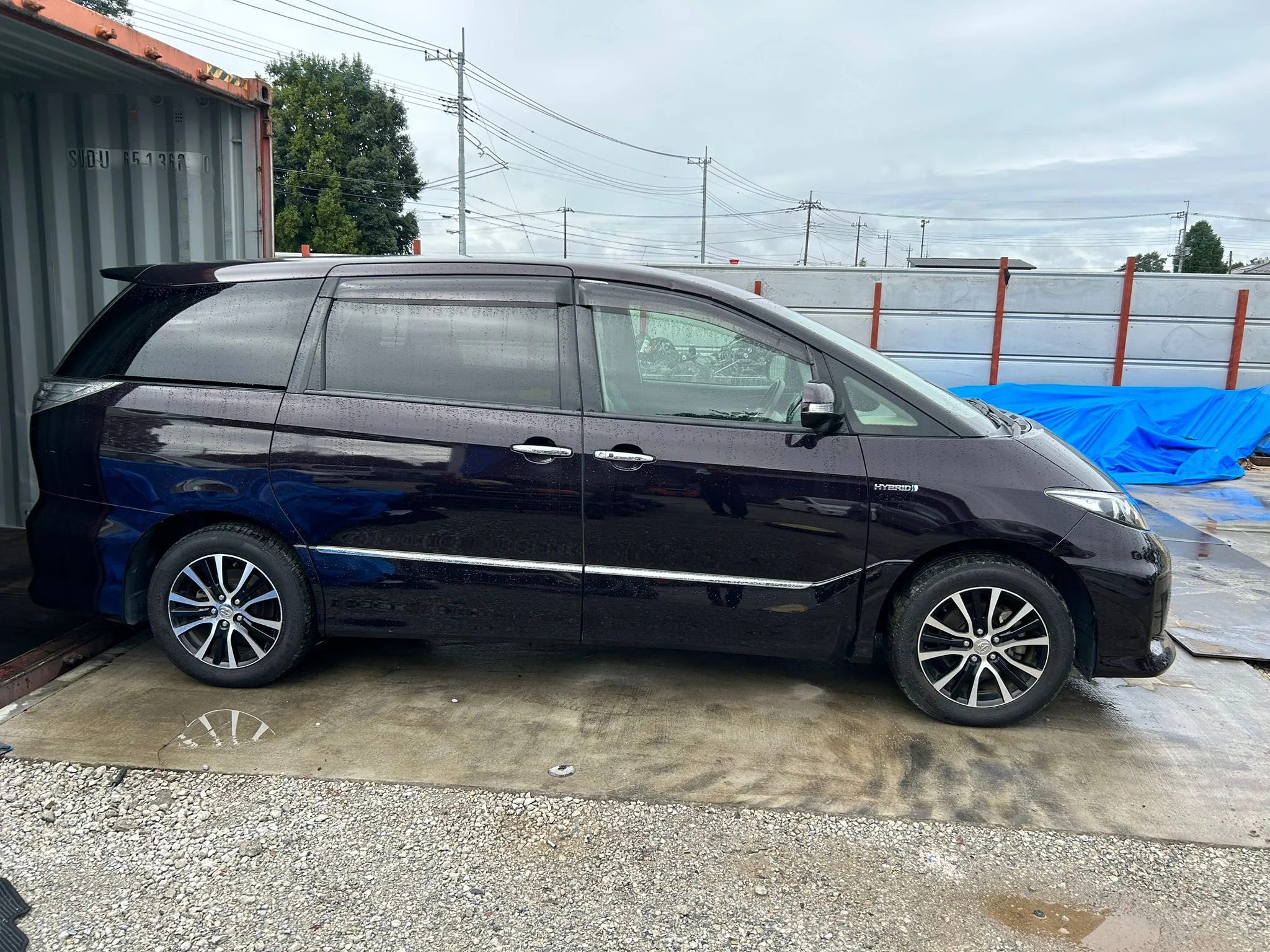 Toyota Estima Hybrid