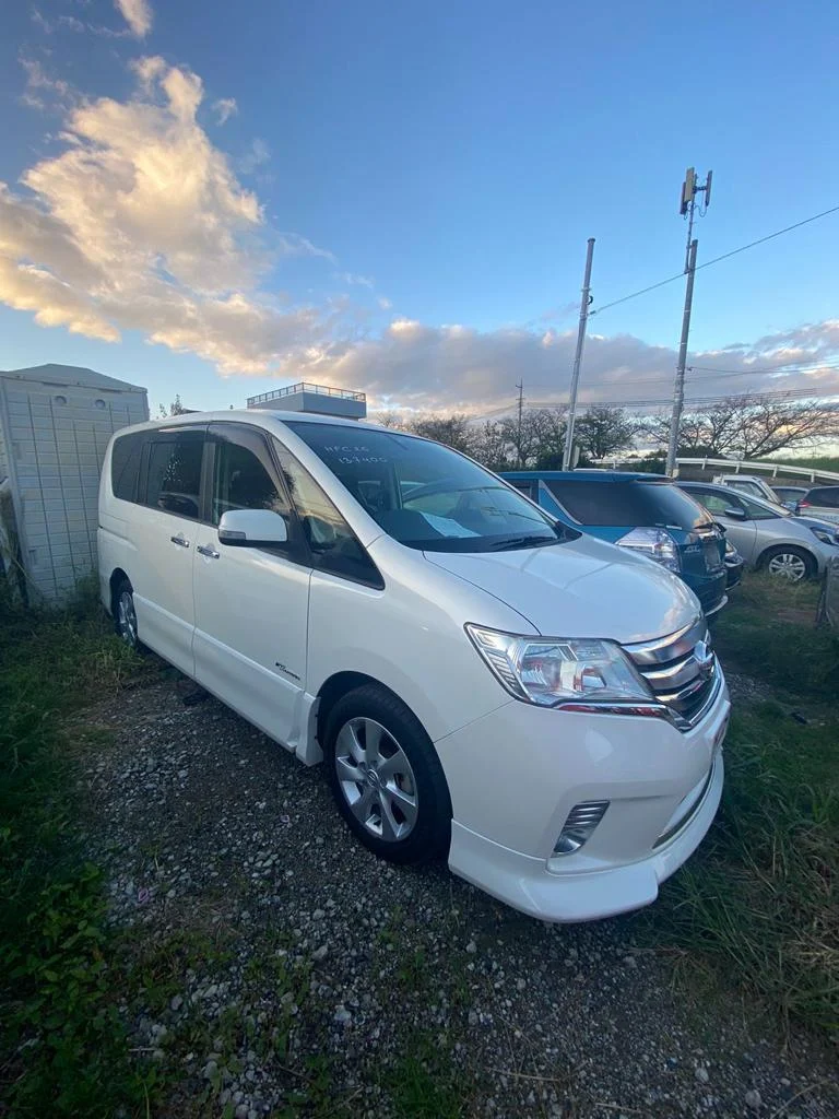 Nissan Serena Hybrid
