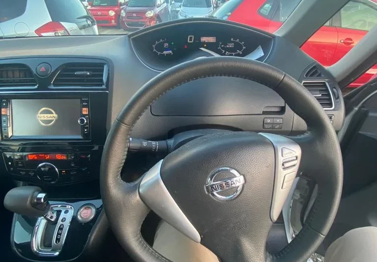 Nissan Serena Hybrid