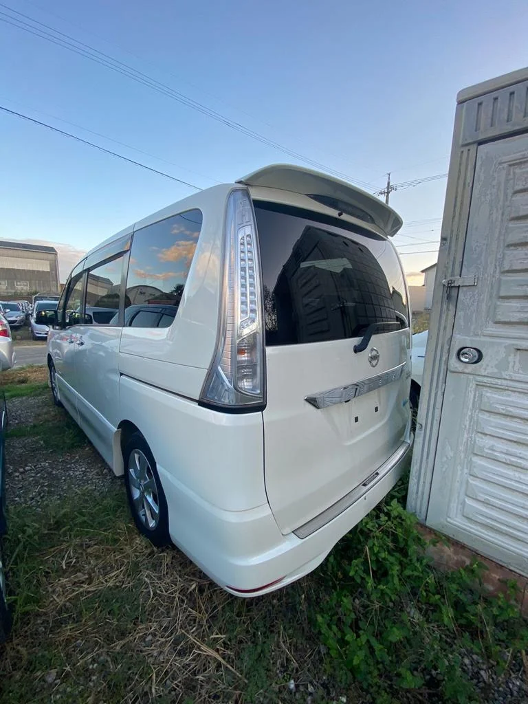 Nissan Serena Hybrid