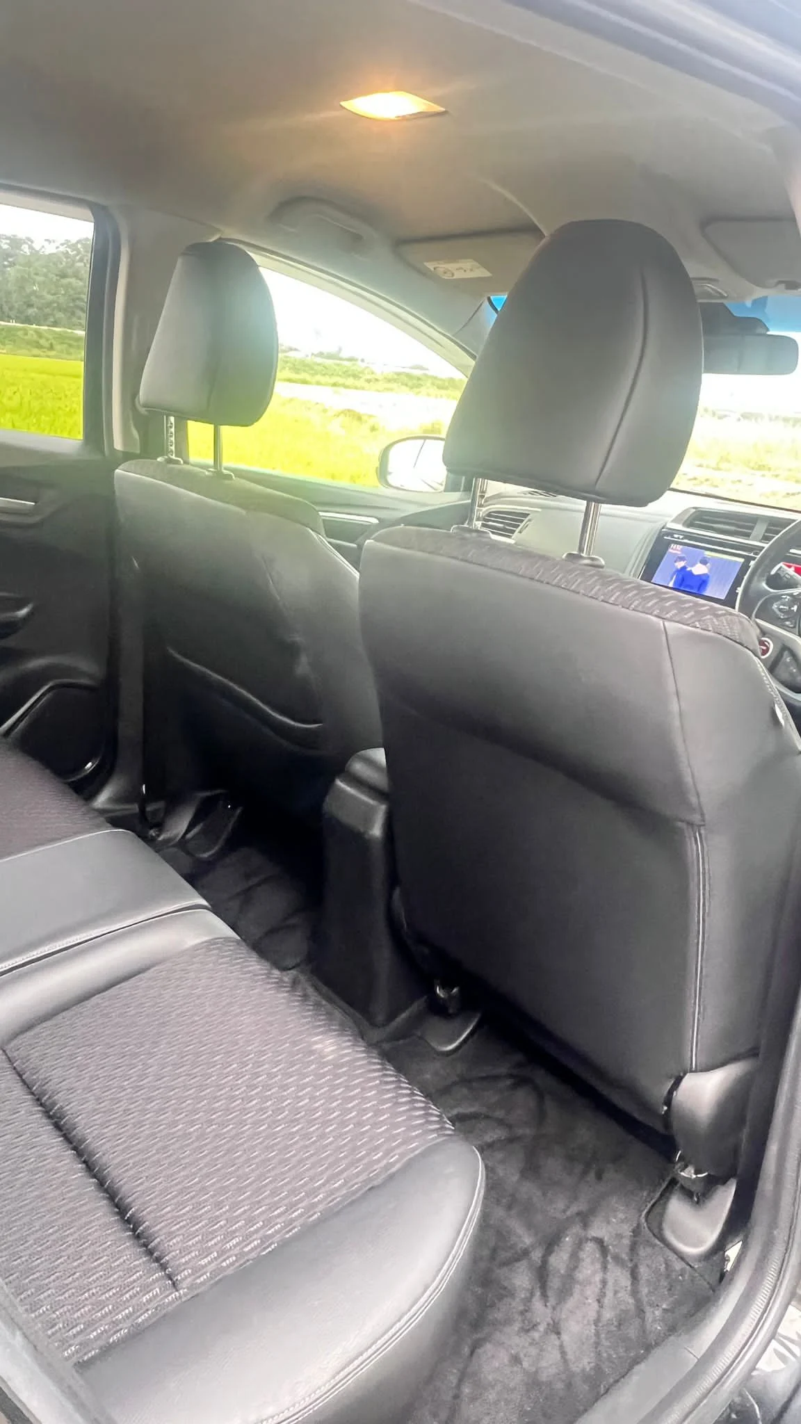 Honda FIT  Hybrid (Jazz)