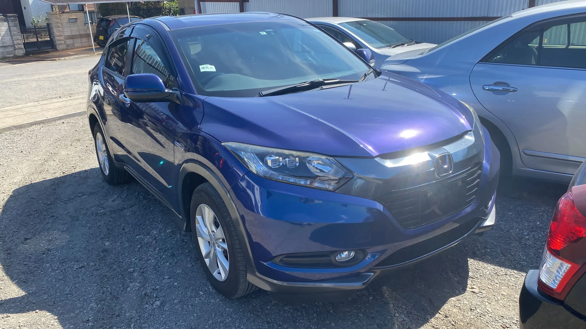 Honda Vezel Hybrid – (HR-V)