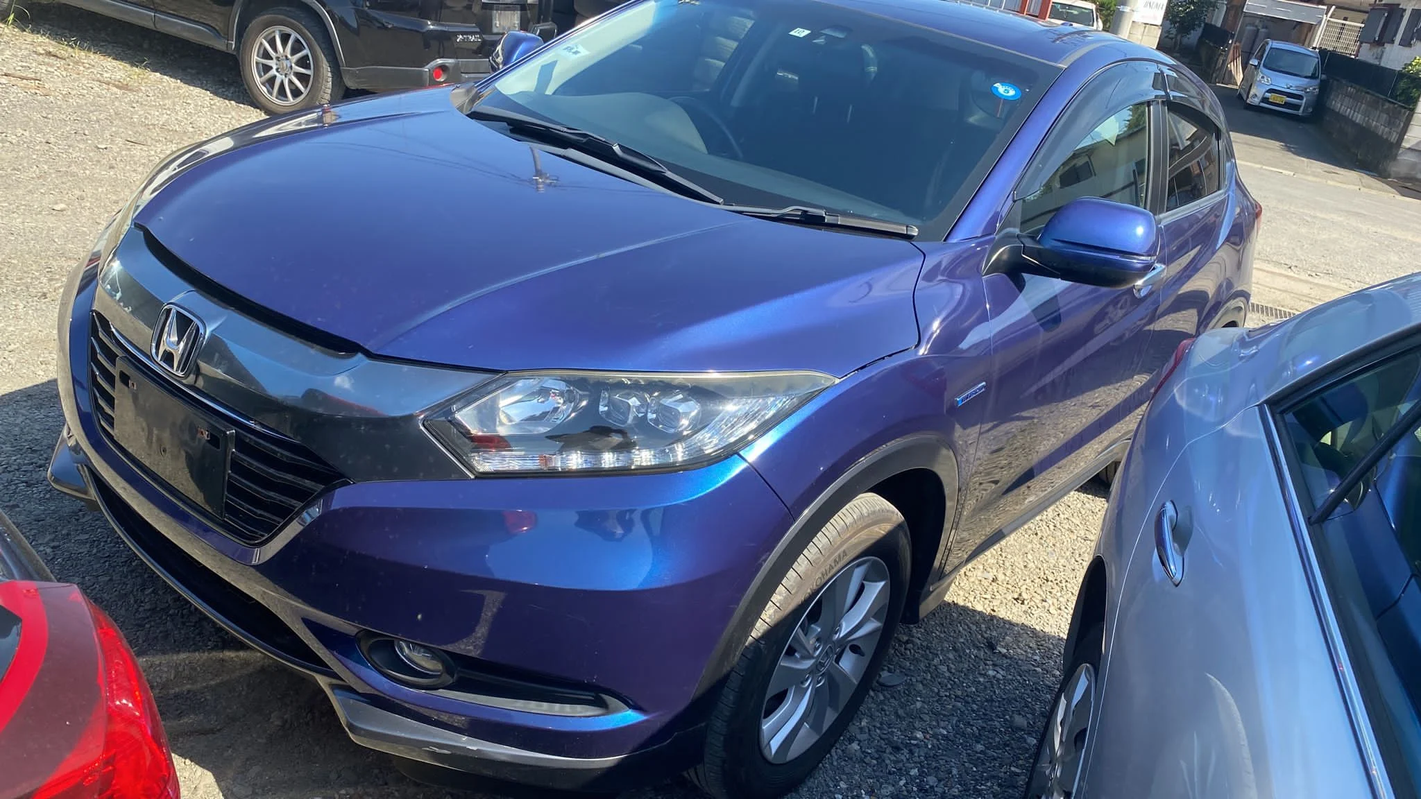 Honda Vezel Hybrid – (HR-V)